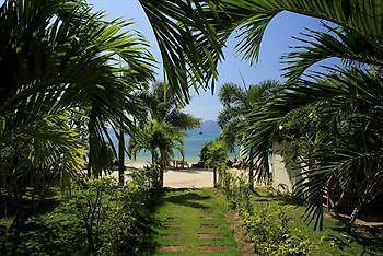 Byg Grand Beach Front & Sea View @ Panwa Beach Bagian luar foto