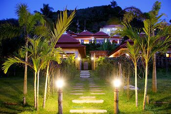Byg Grand Beach Front & Sea View @ Panwa Beach Bagian luar foto